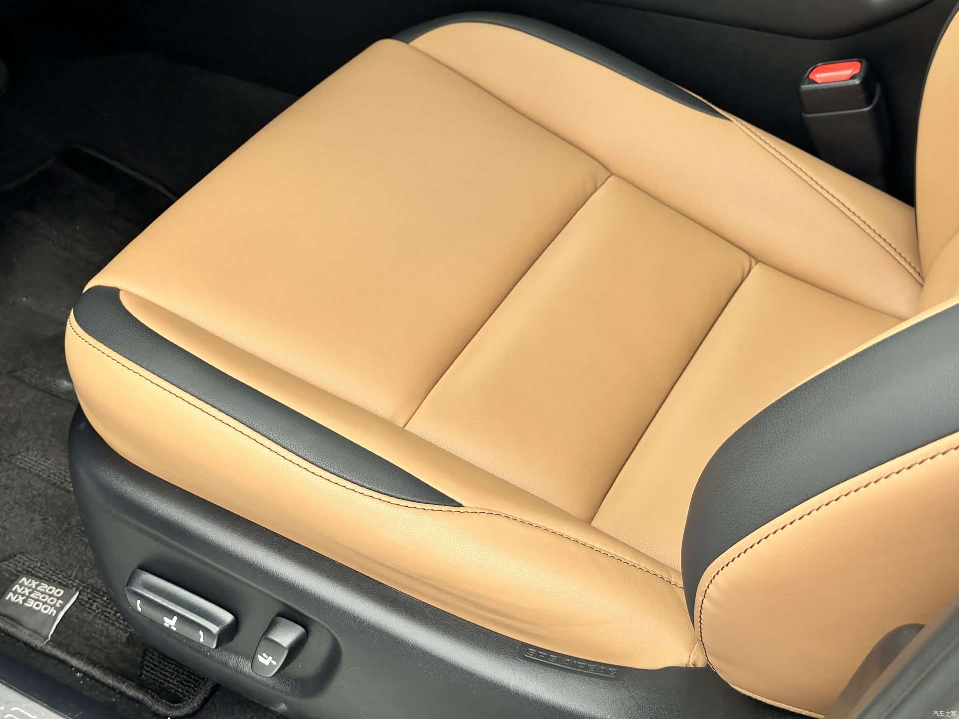 Lexus NX, 2017 13