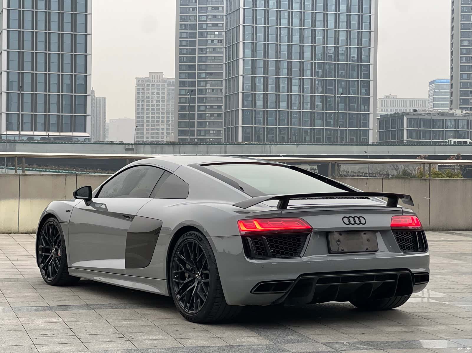 Audi R8, 2018 все фото