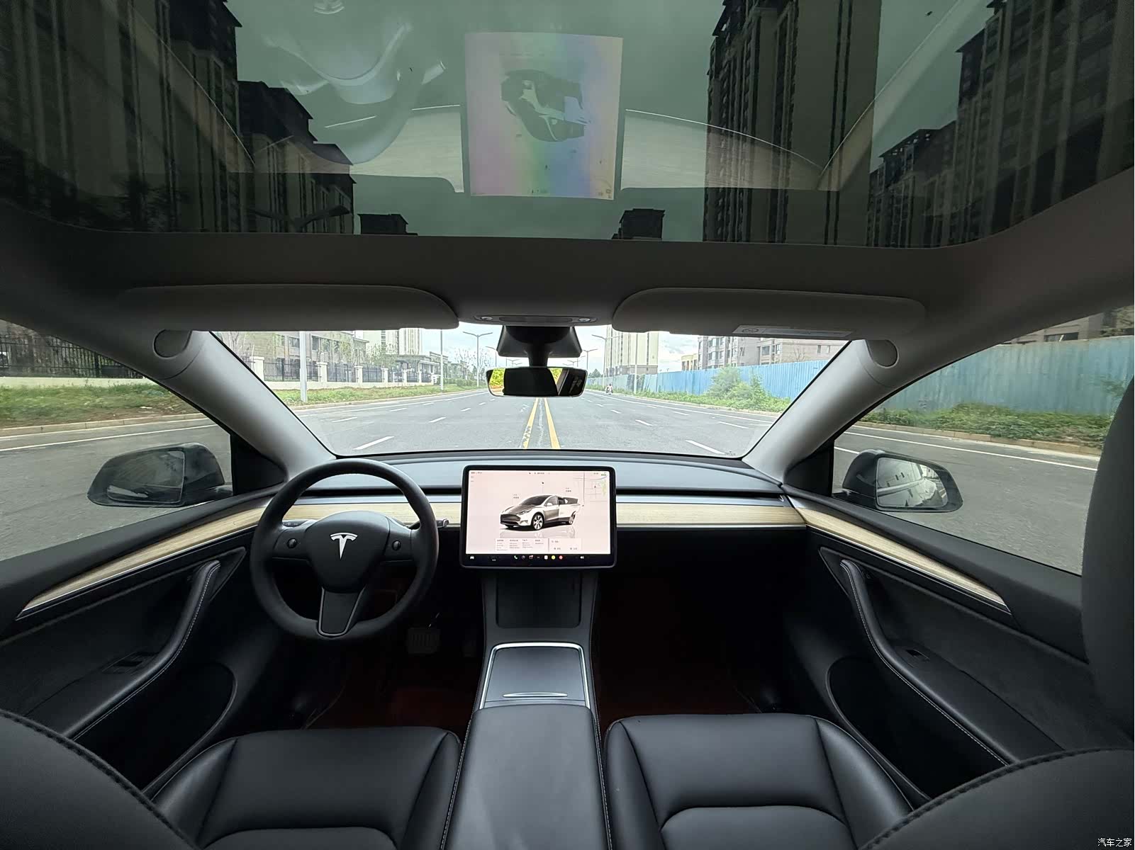 Tesla Model Y, 2023 8