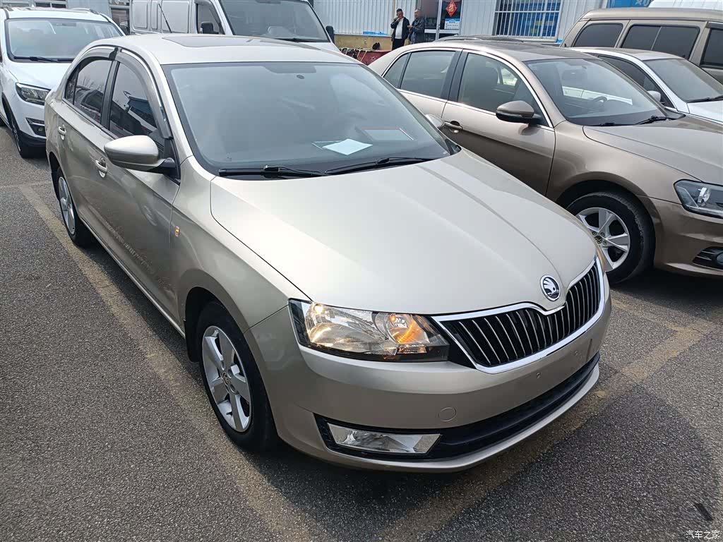 Skoda Rapid, 2014 22