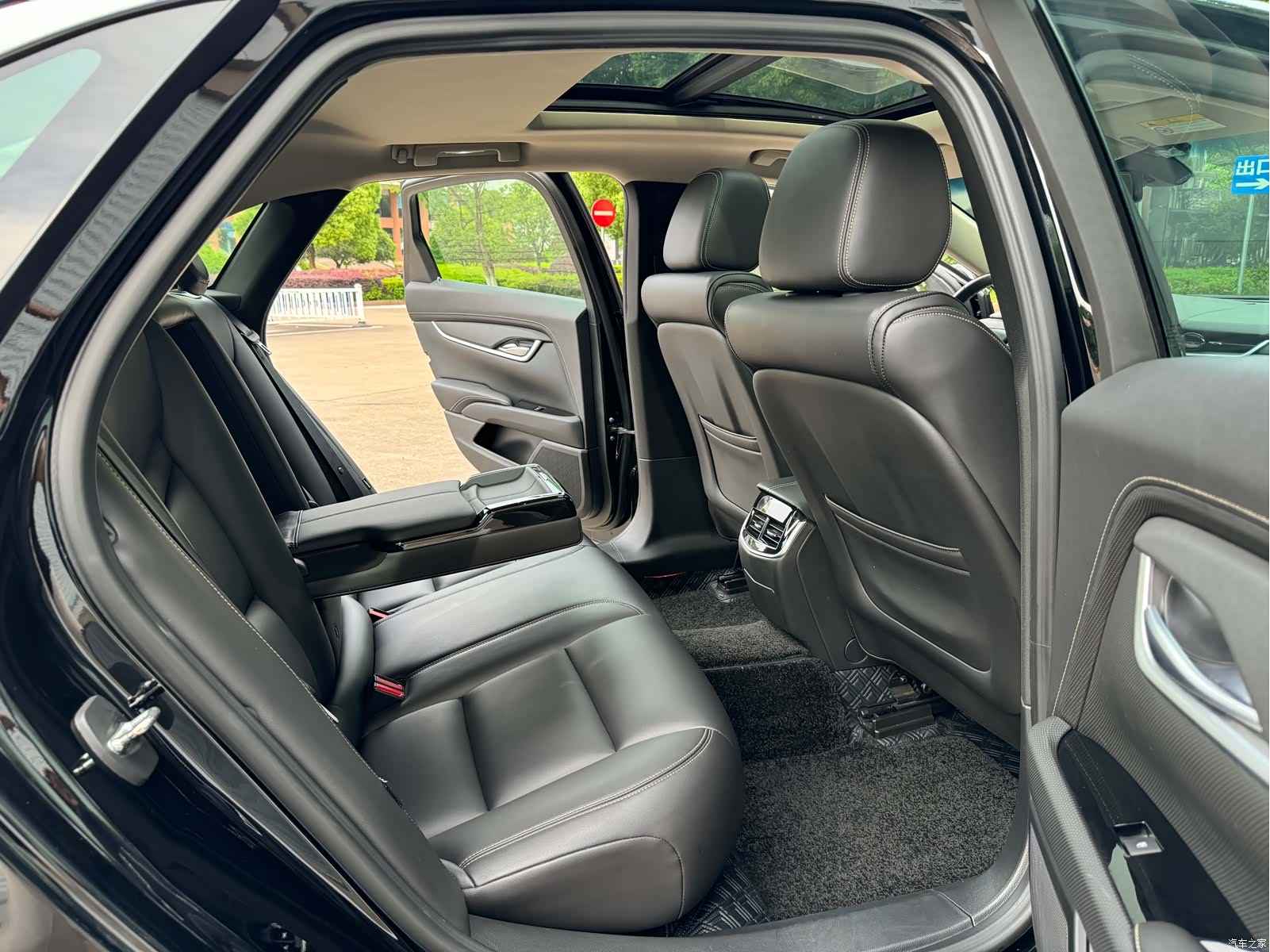 Cadillac XTS, 2019 10