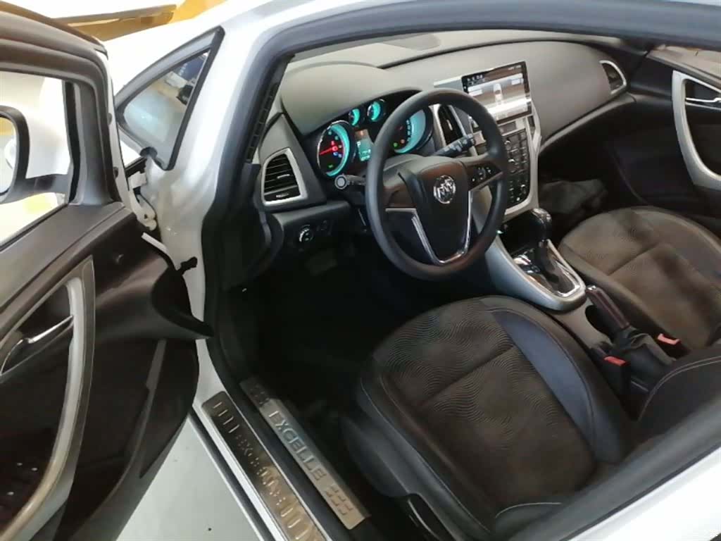 Buick XT, 2016 16