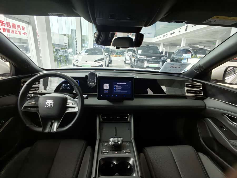 BYD Qin L 2025, фото 6