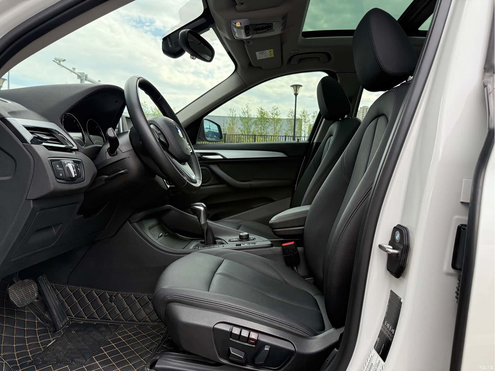 BMW X1, 2019 12