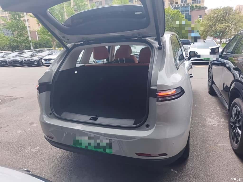 Leapmotor C10, 2025 19