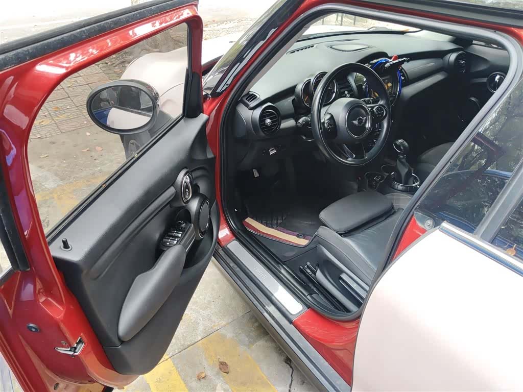 Mini Cooper, 2015 16