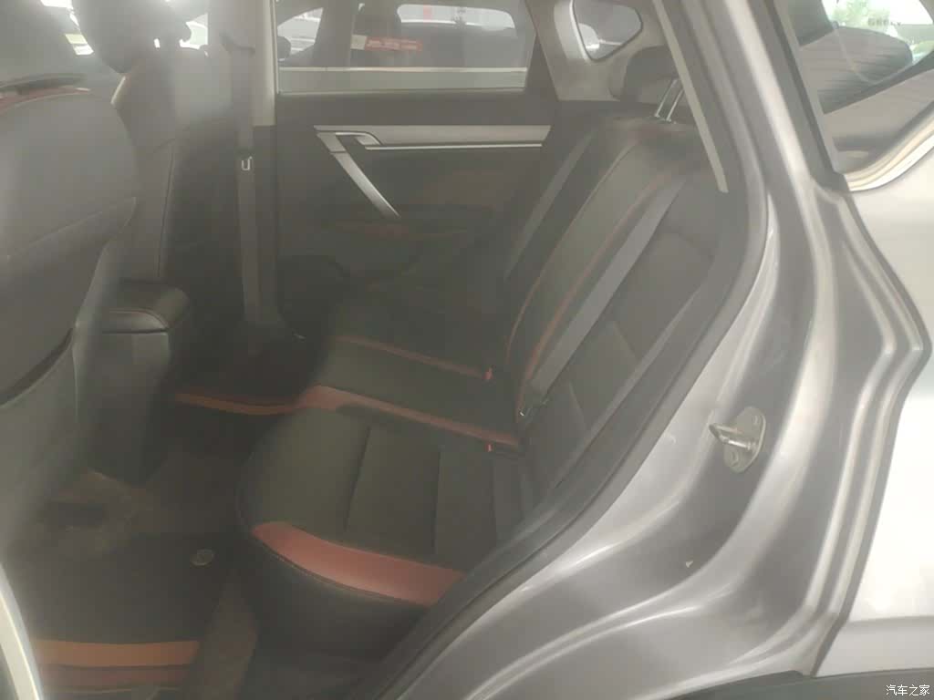 Geely Coolray, 2021 17