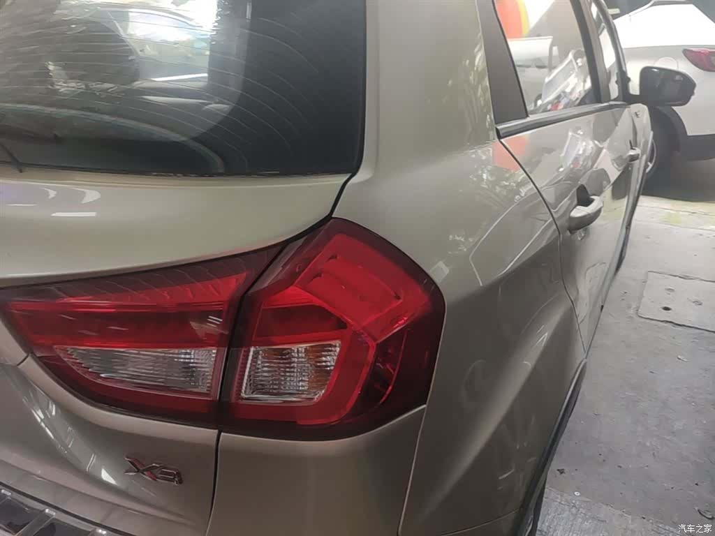 Geely X3, 2019 8