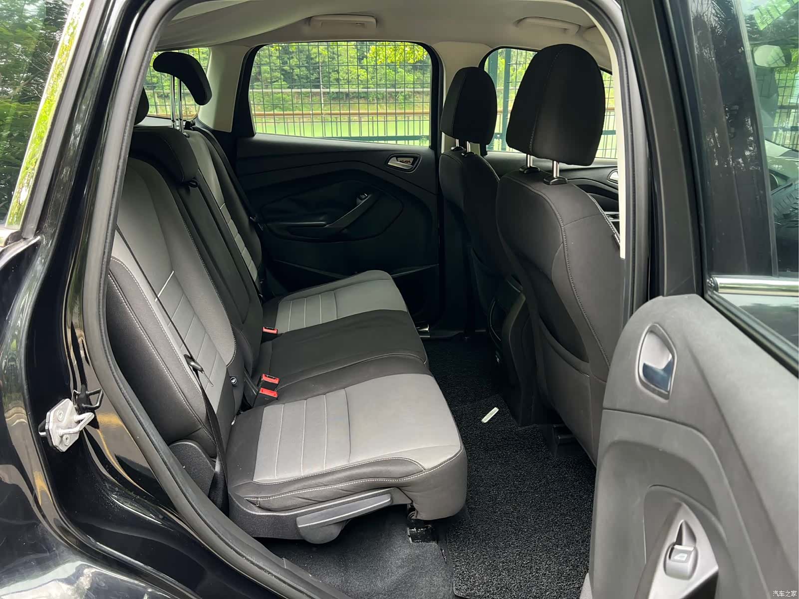 Ford Kuga, 2014 15