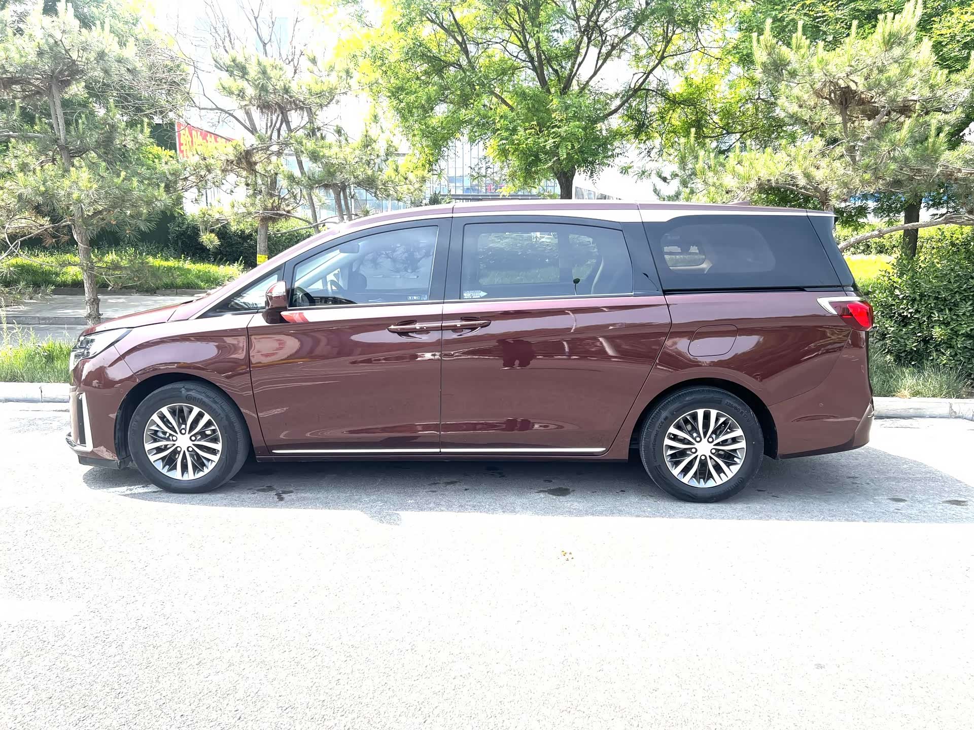 Buick GL8, 2023 2