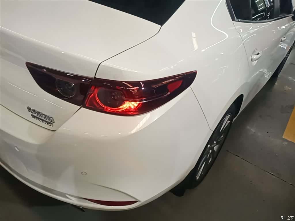Mazda Mazda3, 2024 8