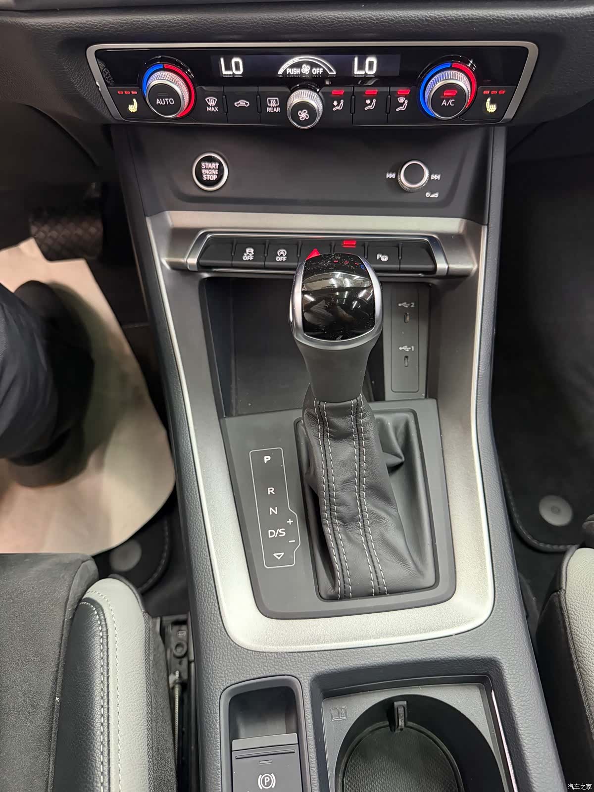 Audi Q3, 2023 18