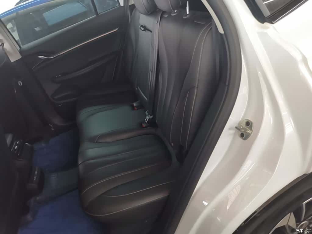 Roewe RX5, 2023 17