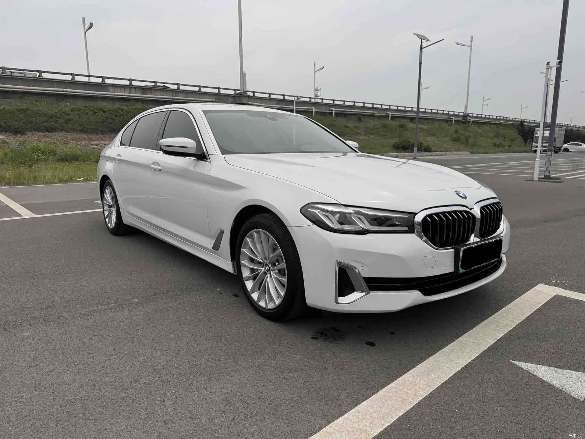 BMW 5 Series, 2021 3