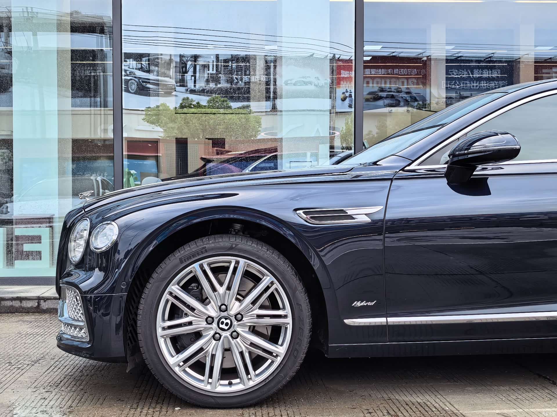 Bentley Flying Spur, 2022 7