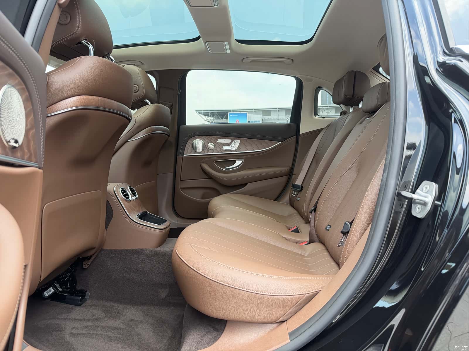 Mercedes-Benz E-Class, 2021 7