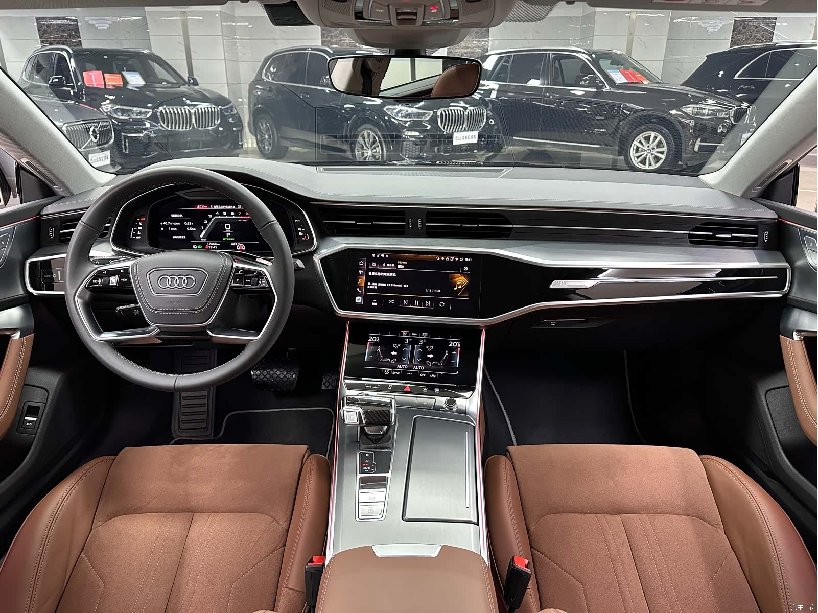 Audi A7L, 2025 12