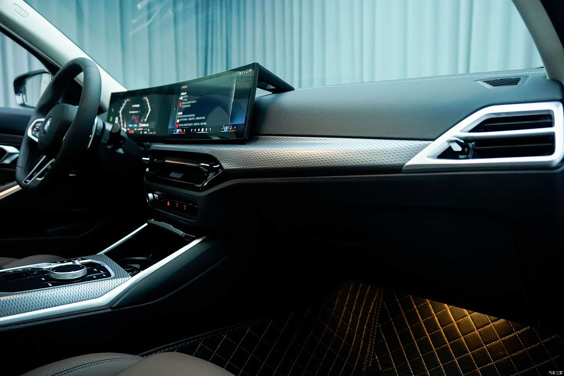 BMW 3 Series, 2026 7