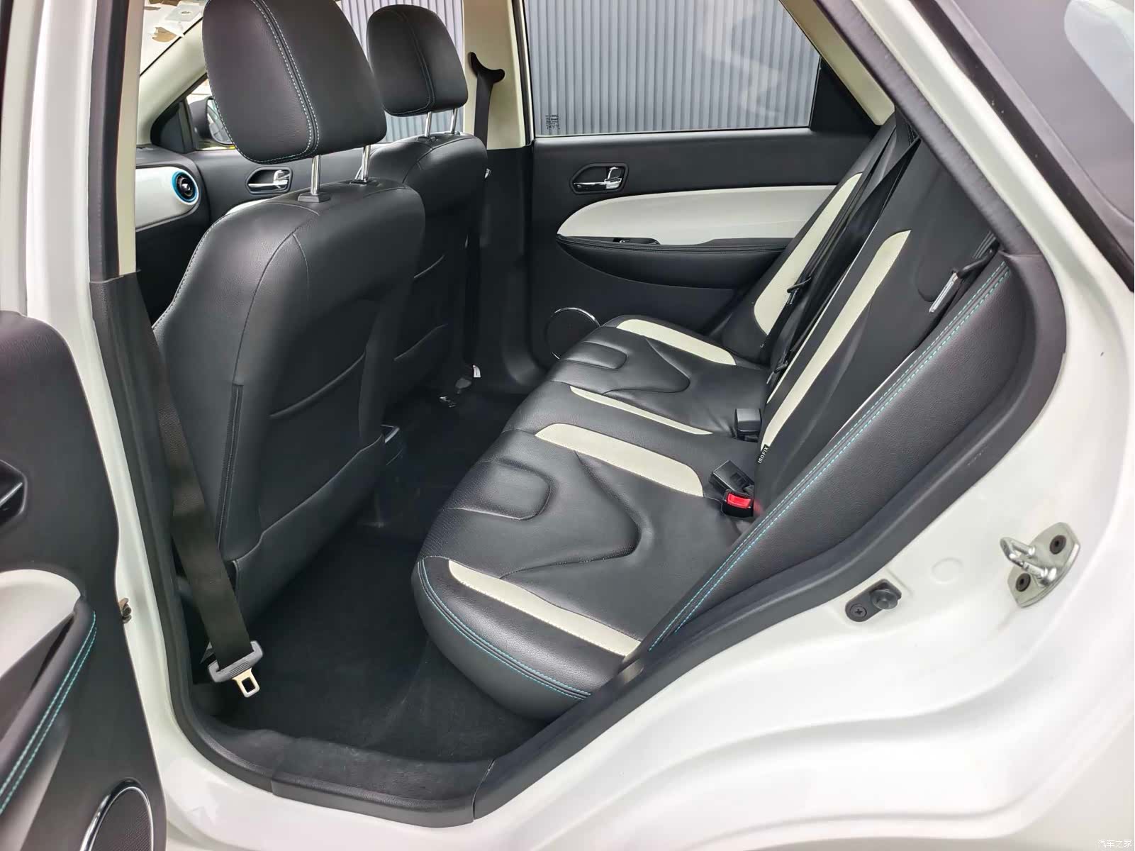 JAC iEV5, 2015 7