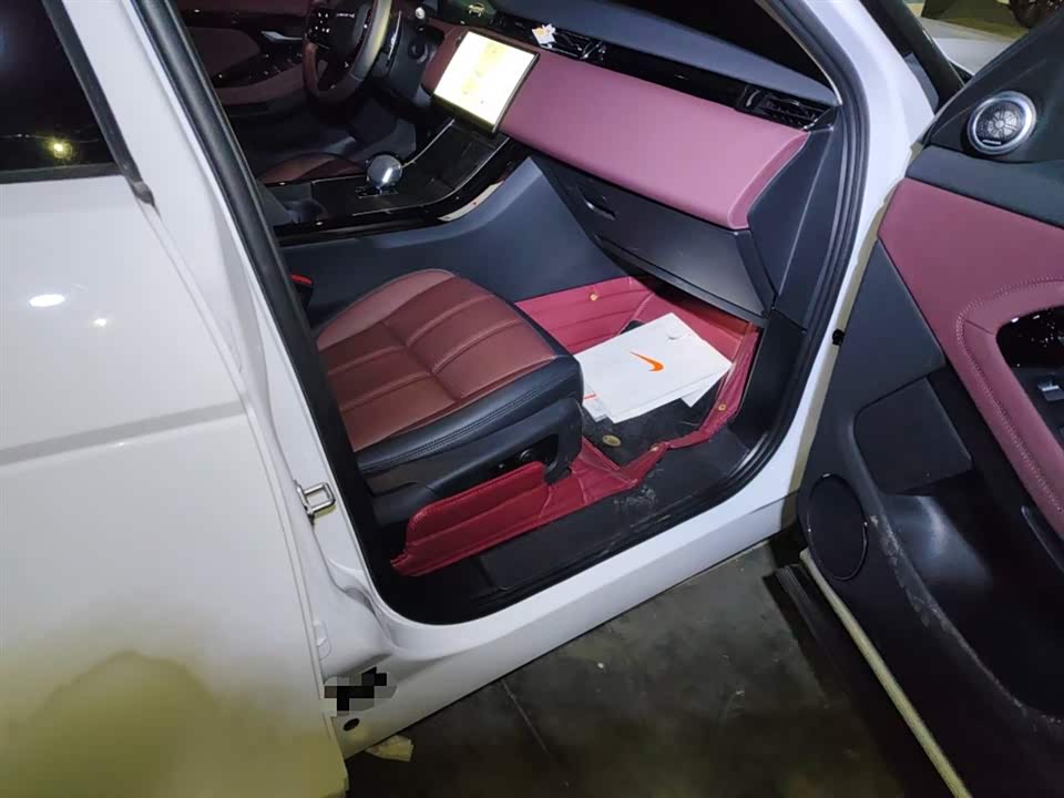 Land Rover Range Rover Aurora