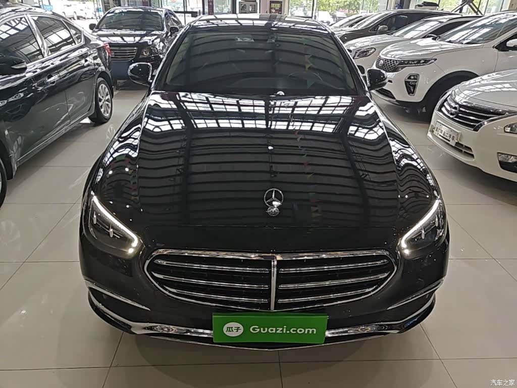 Mercedes-Benz E-Class, 2022 3