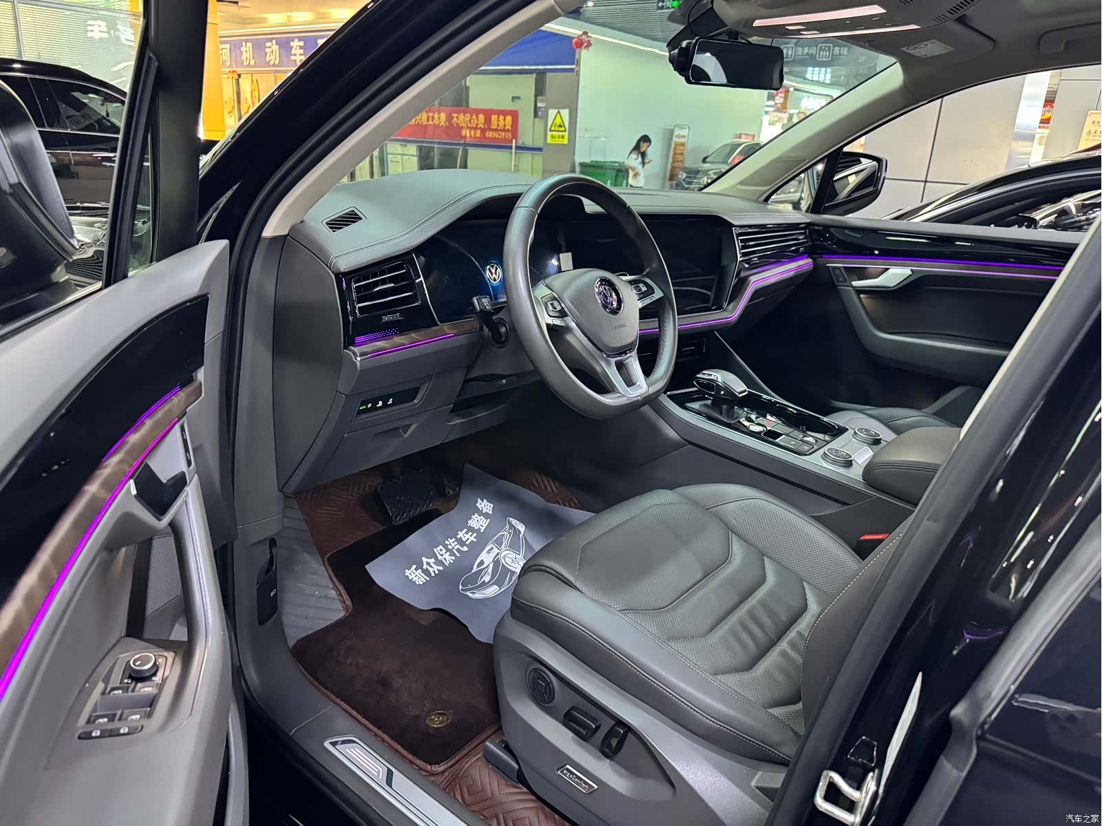 Volkswagen Touareg, 2020 12