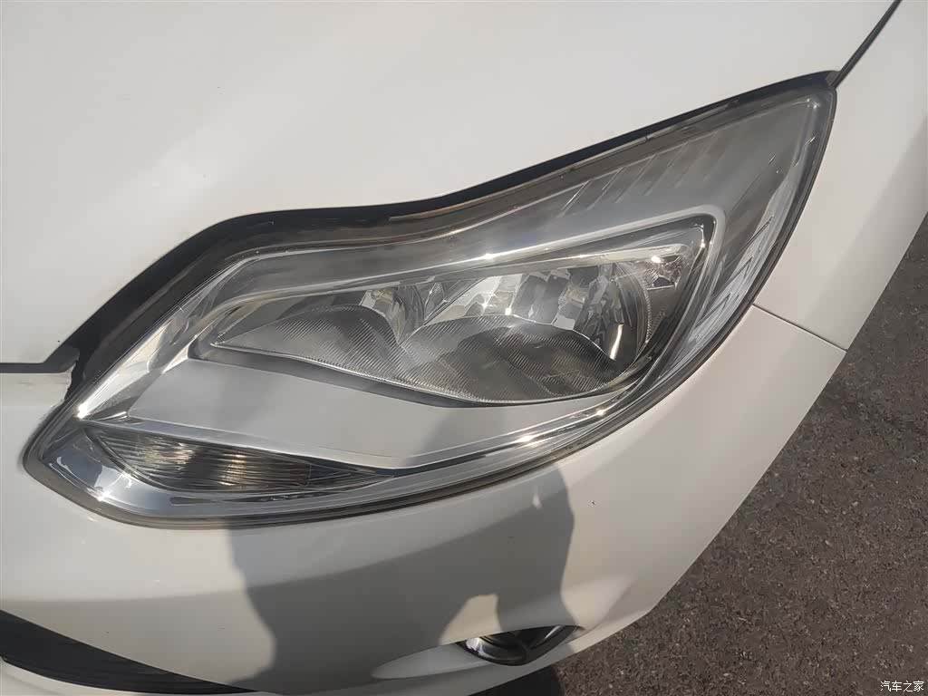 Ford Focus, 2014 24