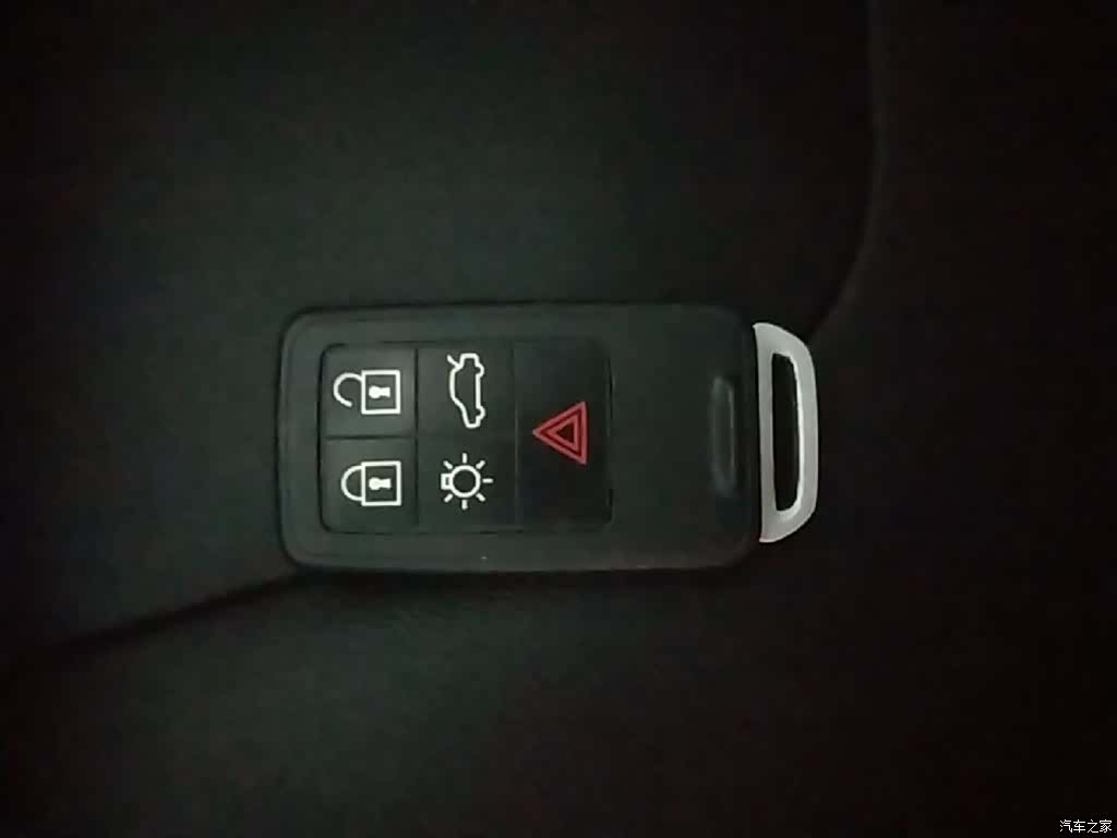 Volvo V40, 2018 9