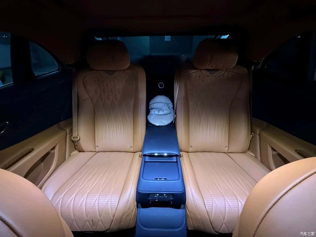 Bentley Flying Spur, 2020 12