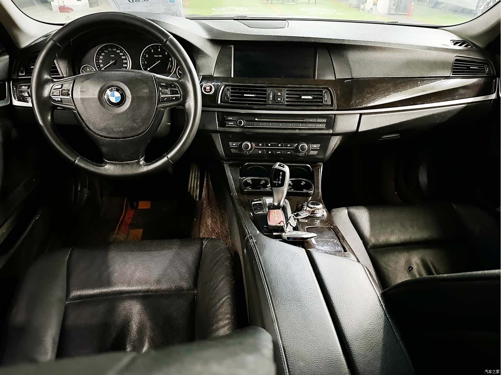 BMW 5 Series, 2013 10