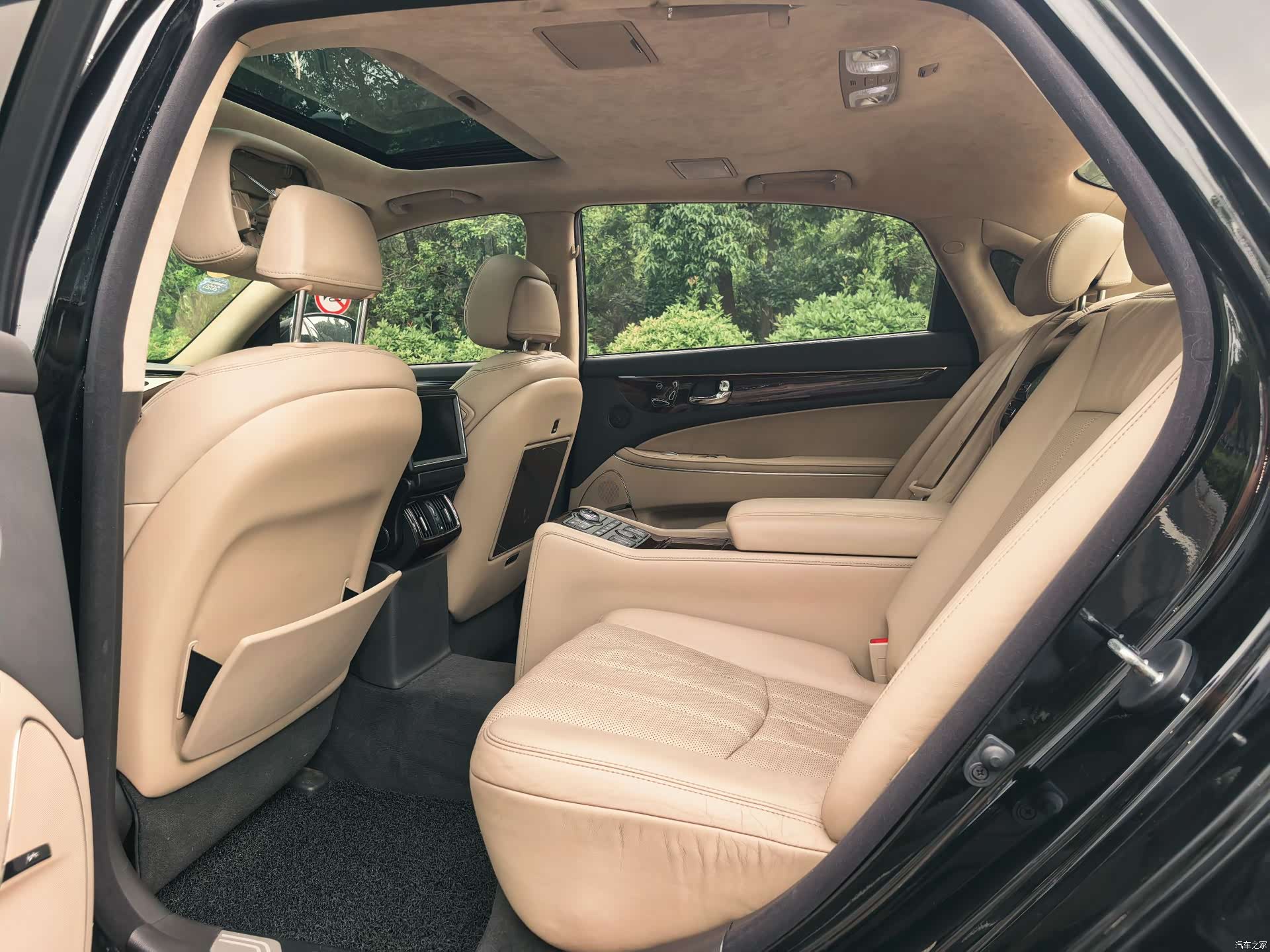 Hyundai 3.8, 2010 6