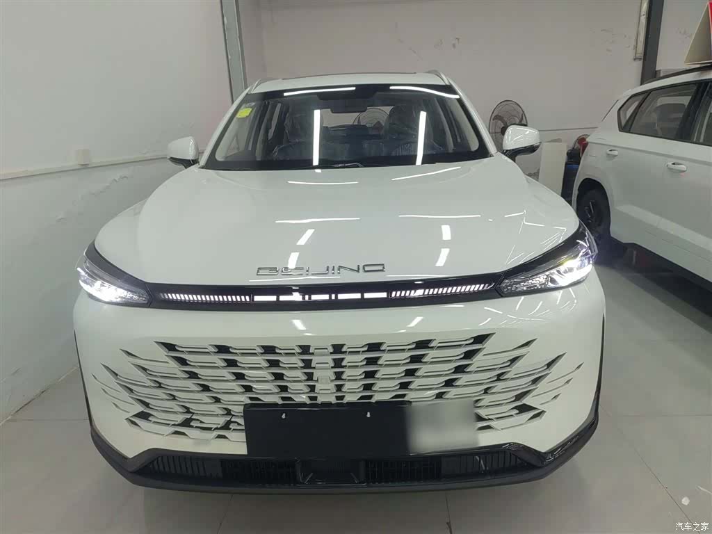 BAIC X7, 2025 3