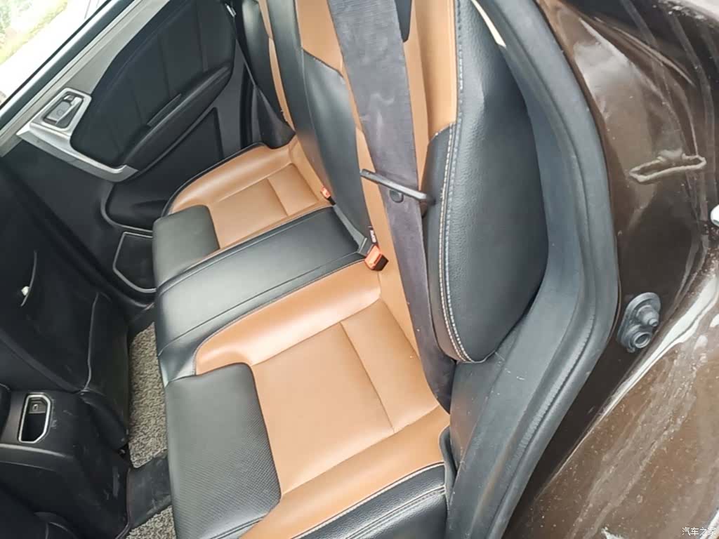 Geely X6, 2017 17