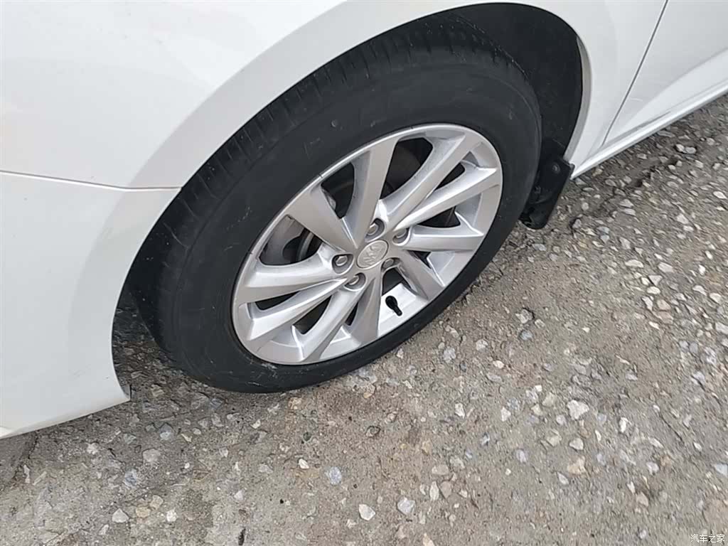 Buick Verano, 2018 23