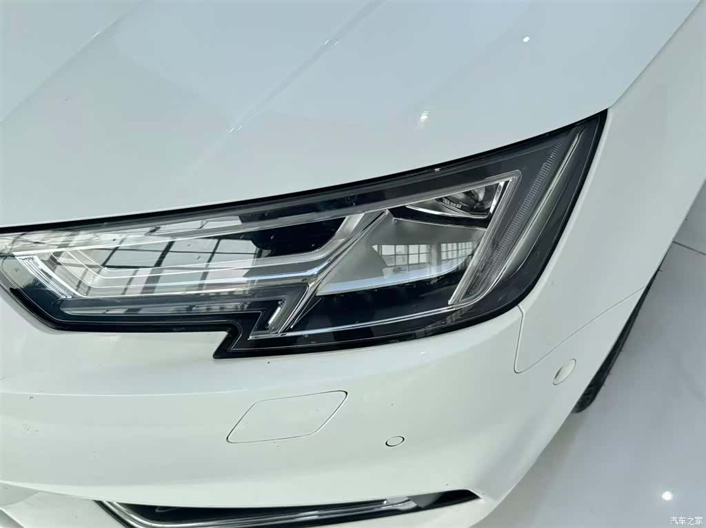 Audi A4L, 2018 16