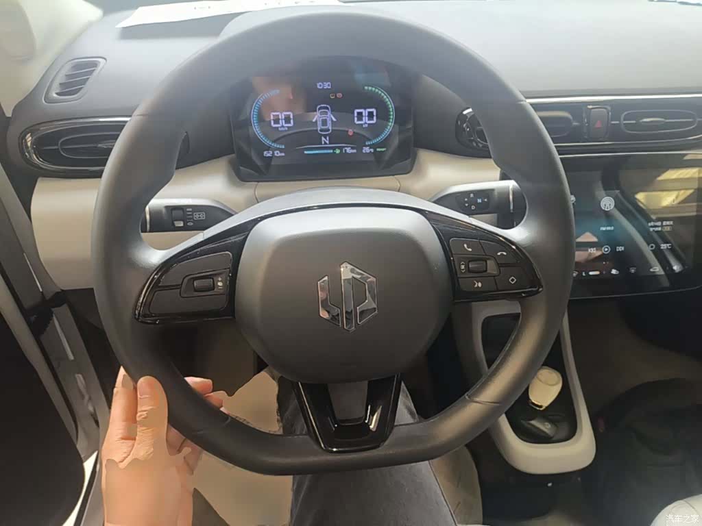 Leapmotor T03, 2022 11
