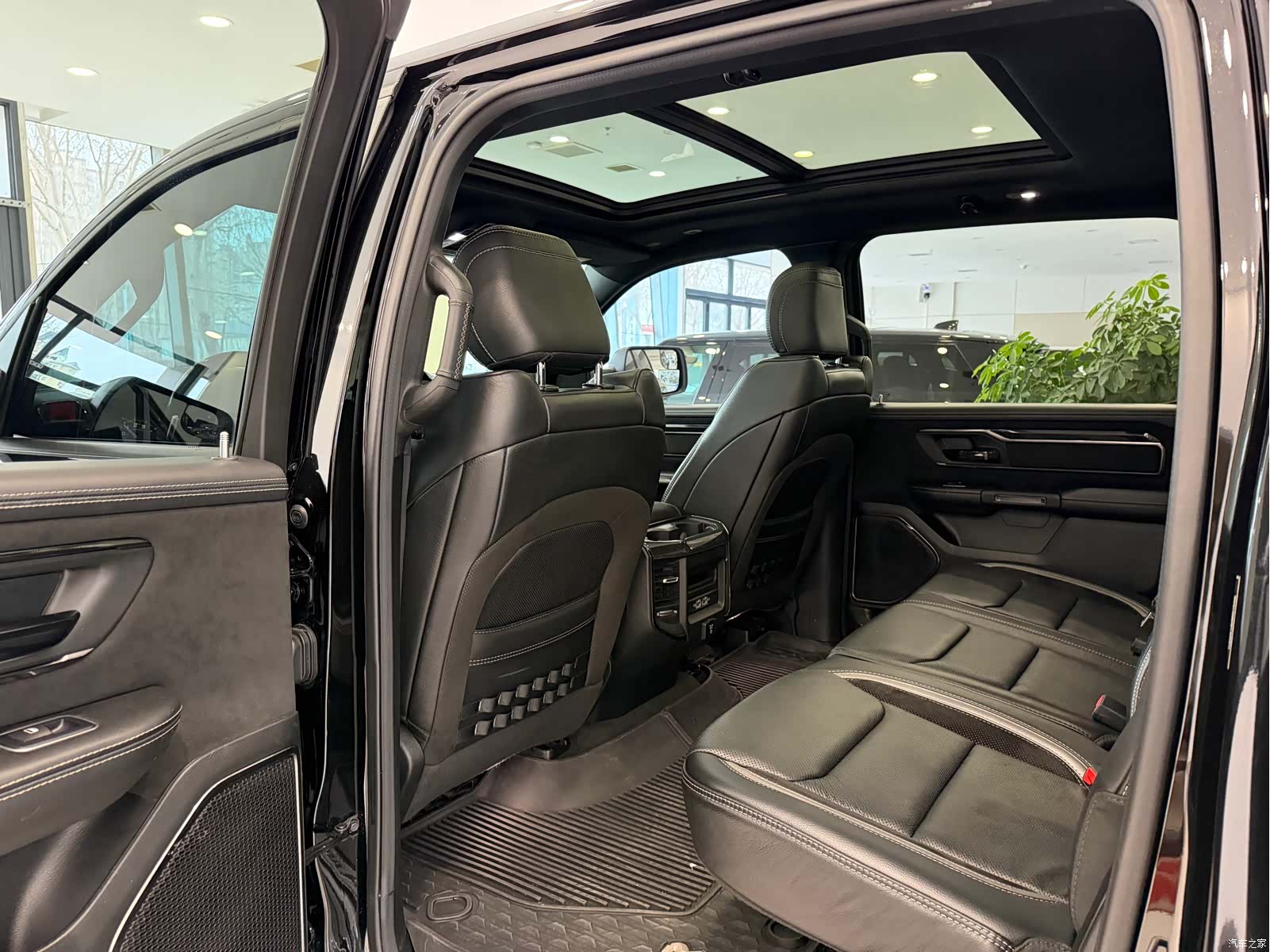 RAM Trucks, 2023 12