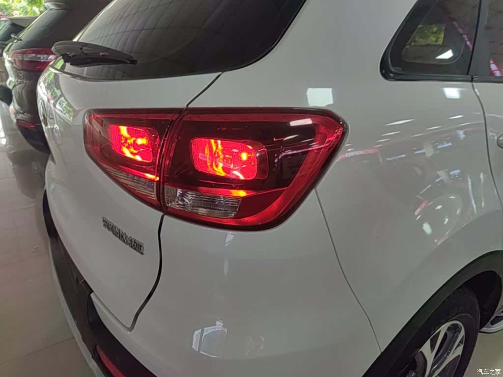 Kia KX3, 2017 8