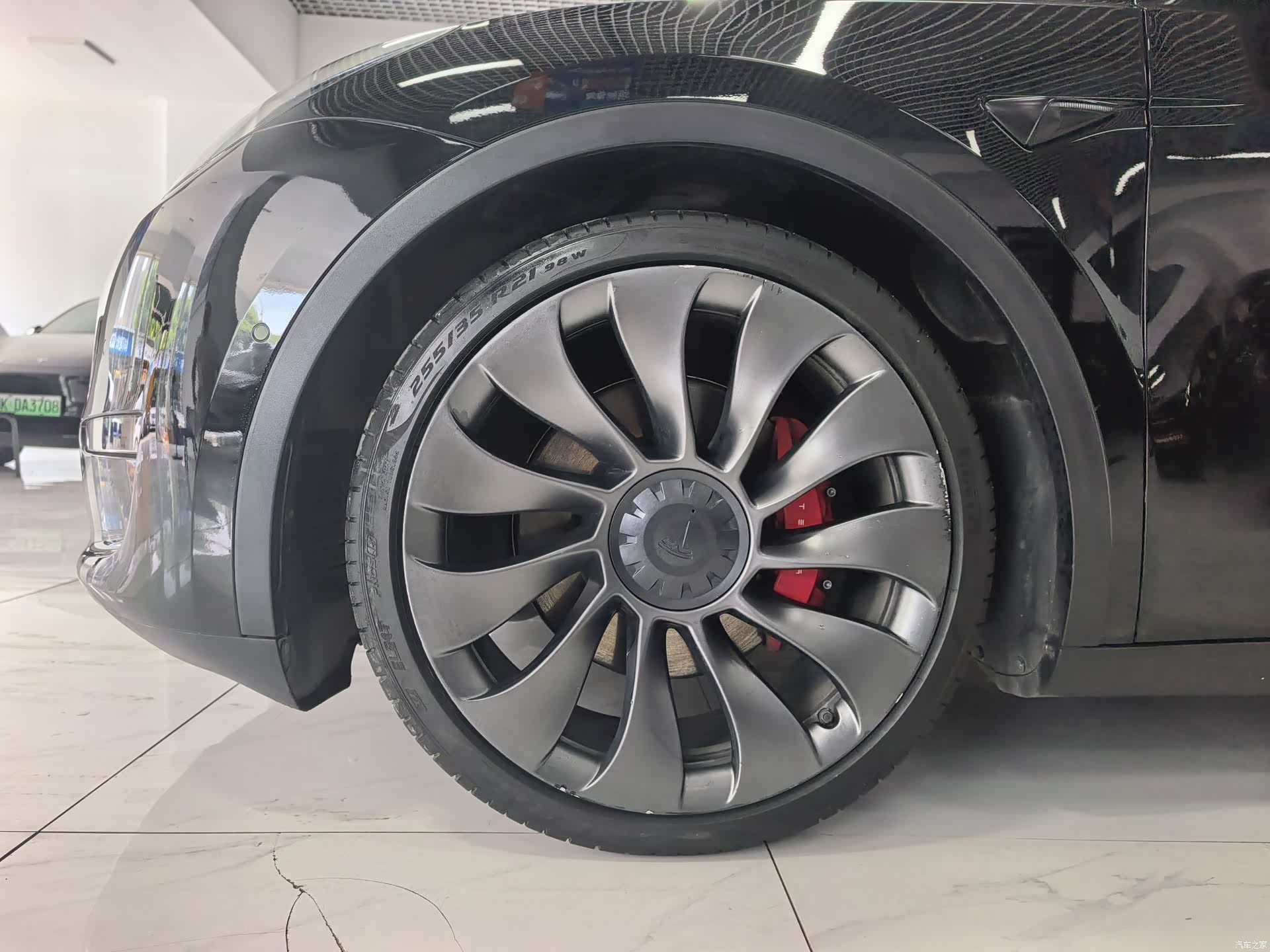 Tesla Model Y, 2022 16