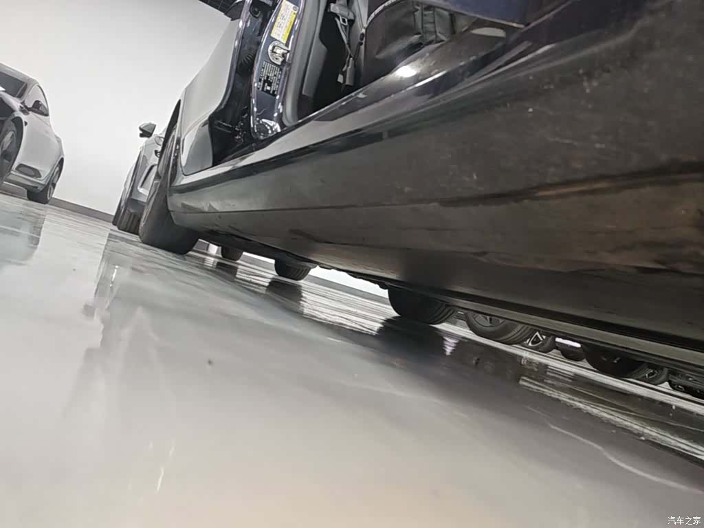 Tesla Model 3, 2024 21