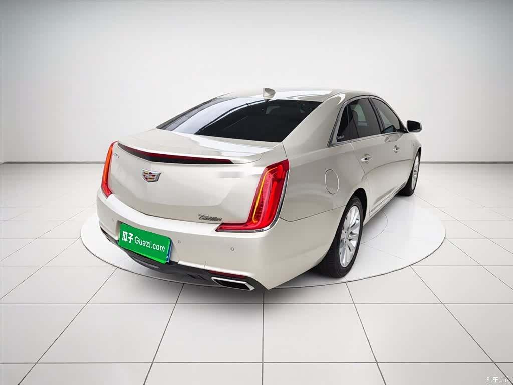 Cadillac XTS, 2018 7
