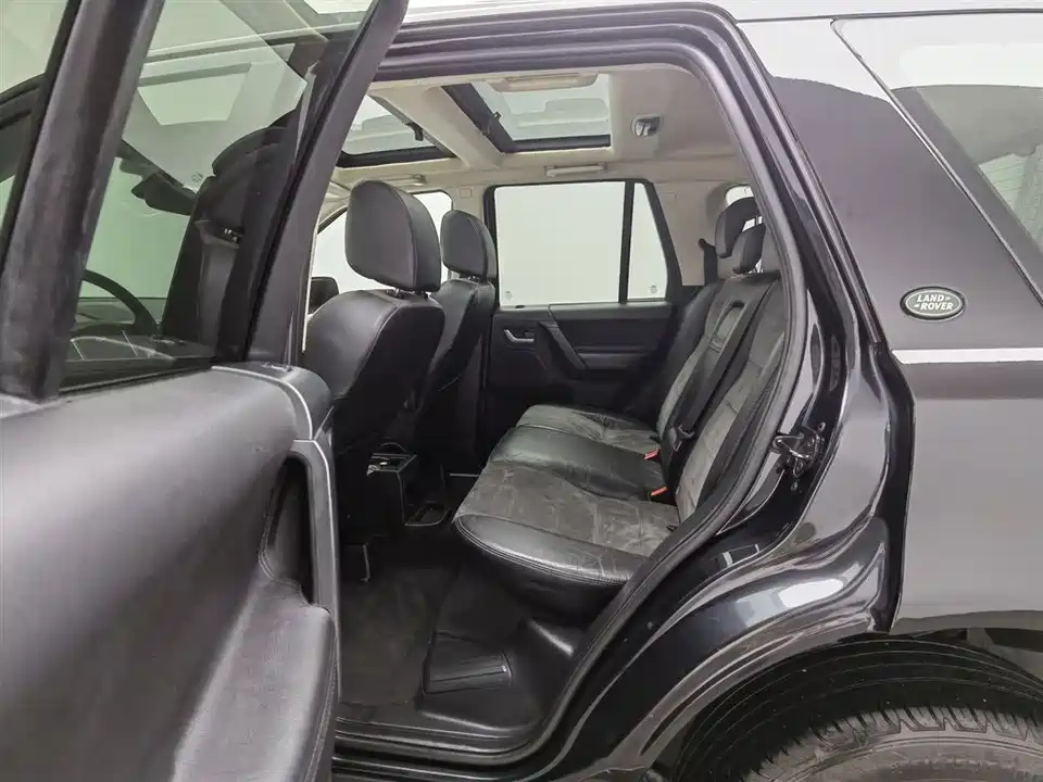 Land Rover Freelander 2