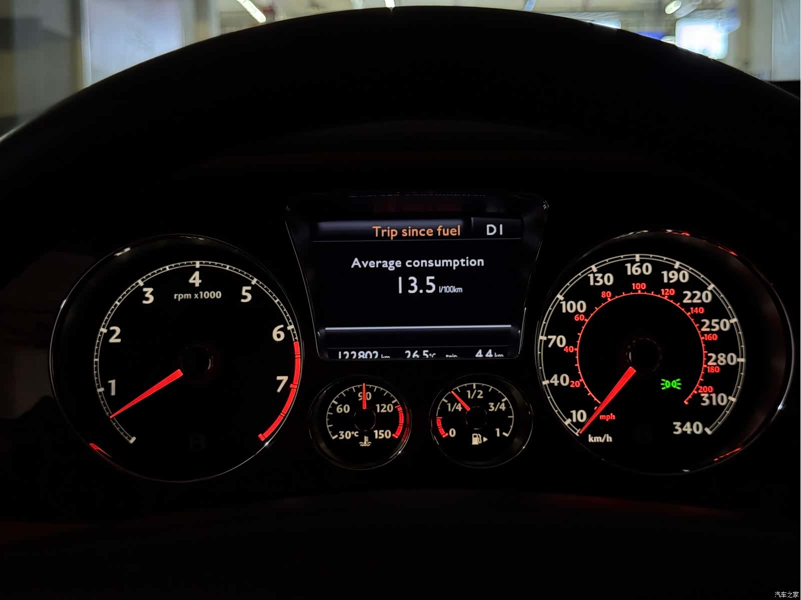 Bentley Flying Spur, 2012 41