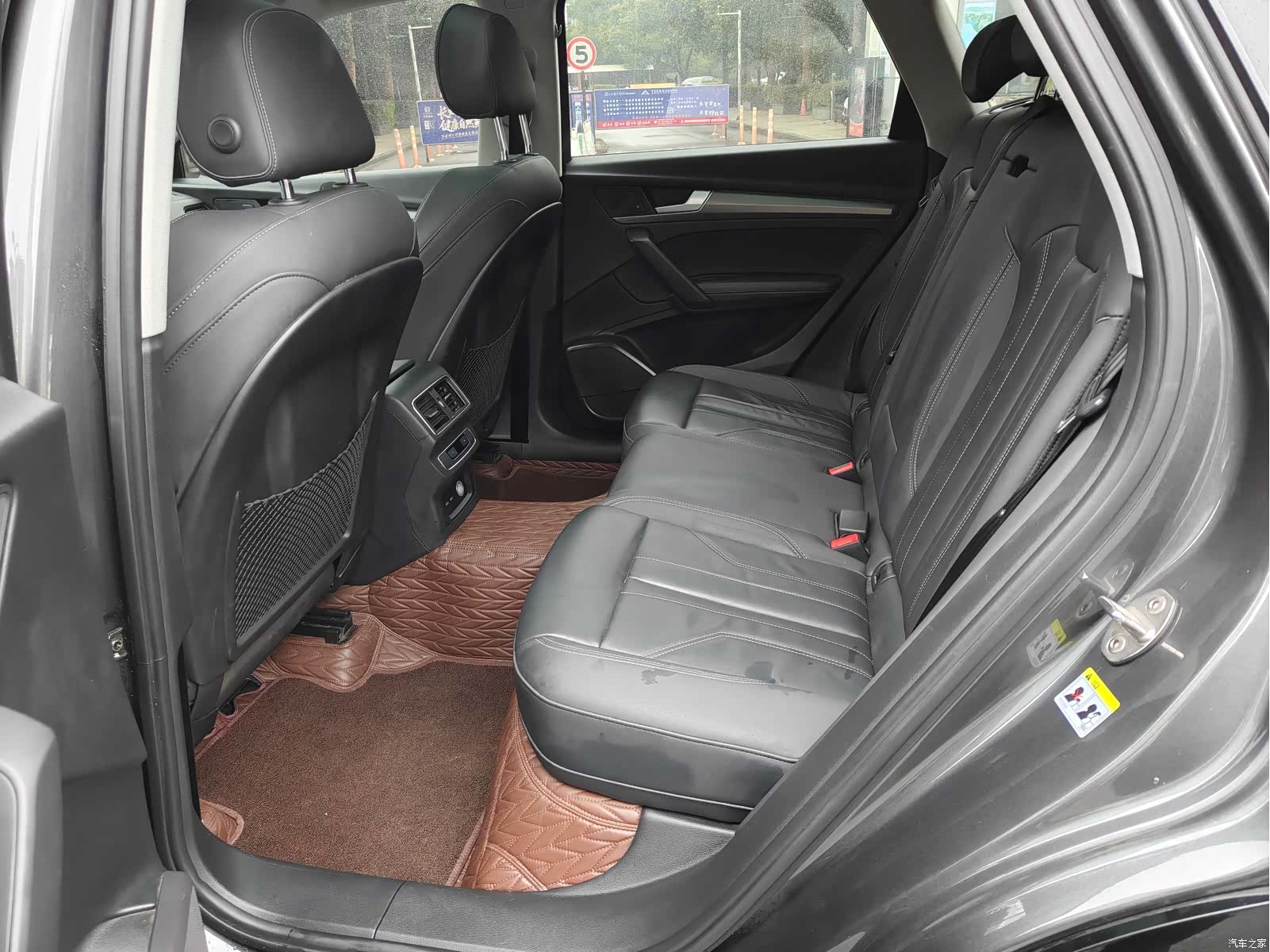Audi Q5L, 2022 6