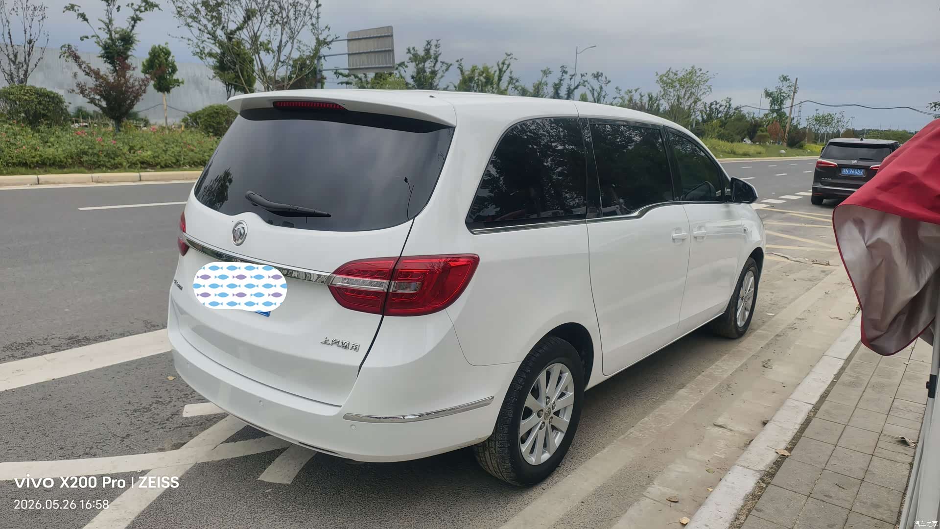 Buick GL8, 2017 6