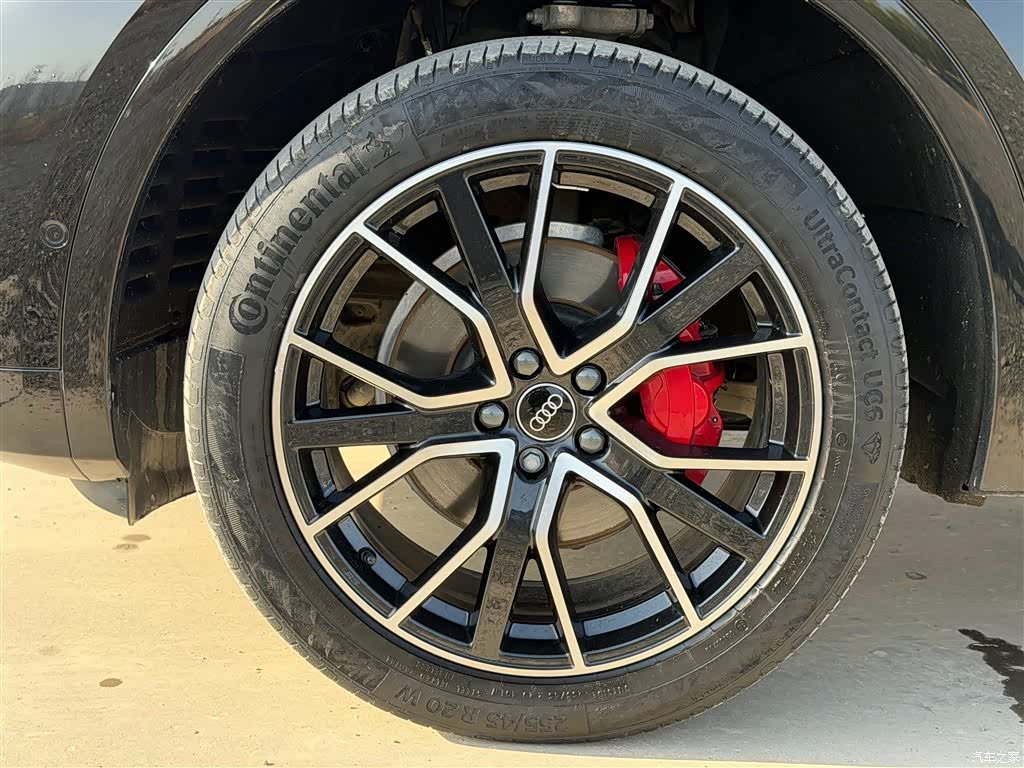Audi Q5L, 2024 14