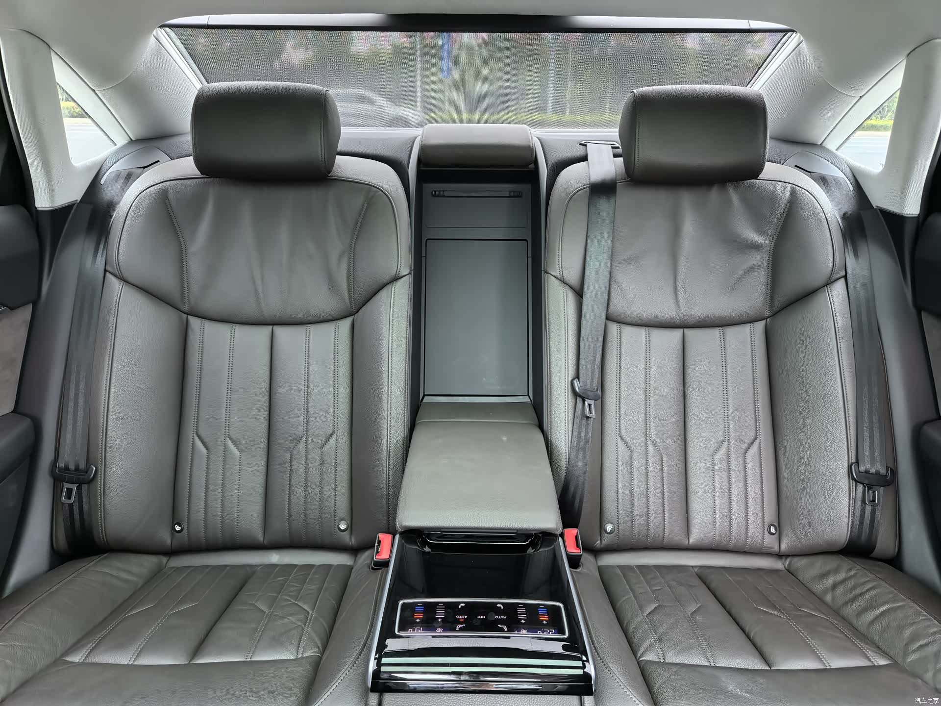 Audi A8L, 2019 13