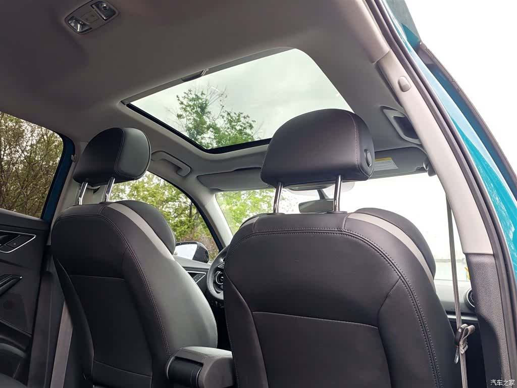 Audi Q2L, 2020 14