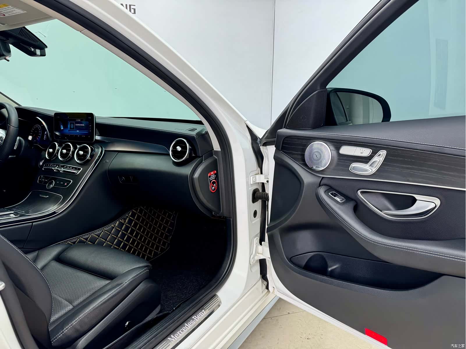 Mercedes-Benz C-Class, 2021 15