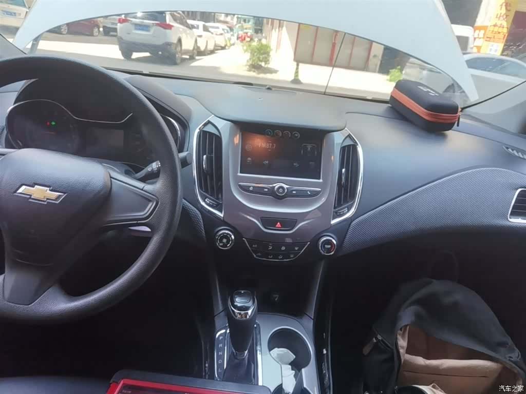 Chevrolet 320, 2018 13